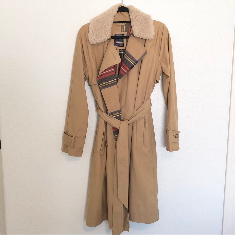 Abercrombie & Fitch trench coat